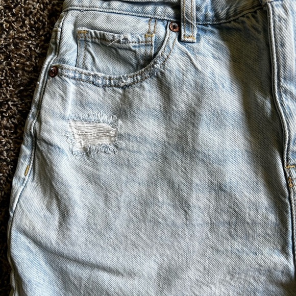 American Eagle Outfitters Blue Jean Shorts High-Waisted Cuffed - Picture 2 of 9